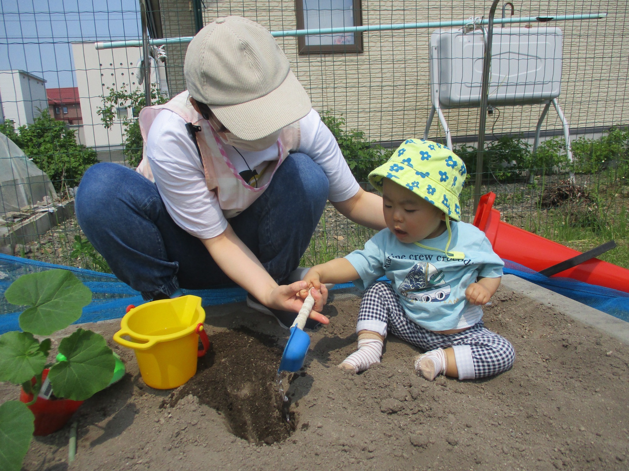 2023.11.01　感触遊びやごっこ遊びを楽しむ子ども達